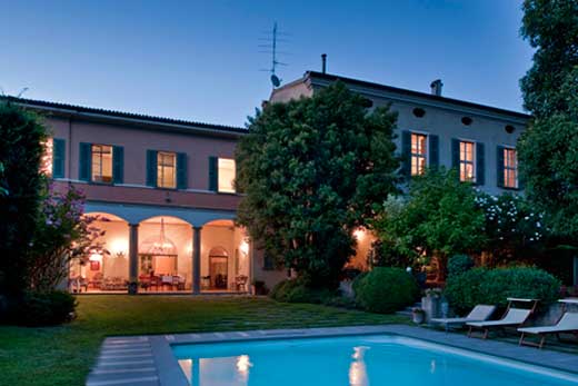 Sisters House