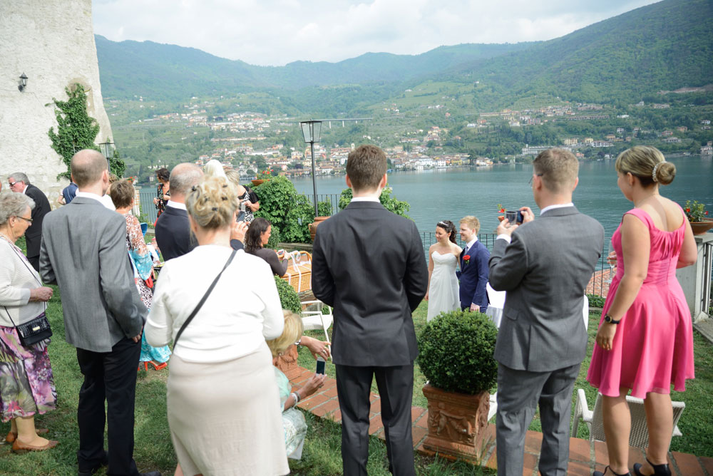 Italienvigsel La Villa festarrang�r show: 1